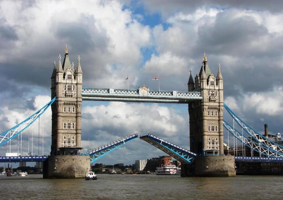 Park View Apartments London Bagian luar foto